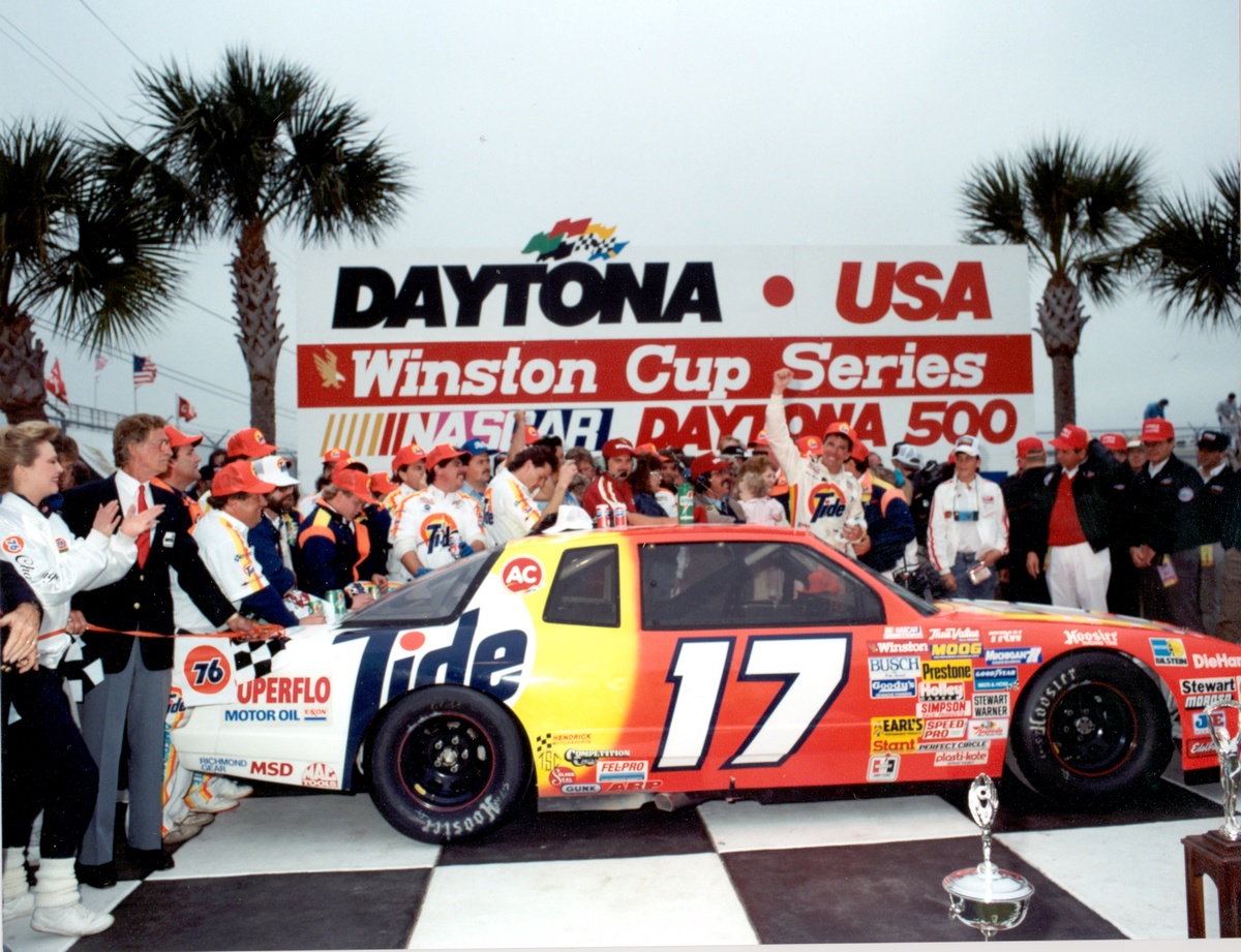 Darrell Waltrip Wins the 1989 Daytona 500
