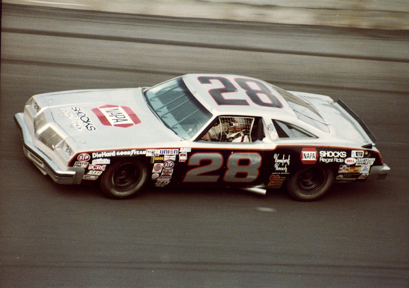 Buddy Baker Wins the 1980 Daytona 500